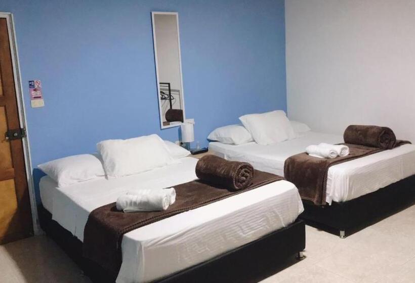 غرفة عائلية, Hospedaje Casa Rosa Jardín