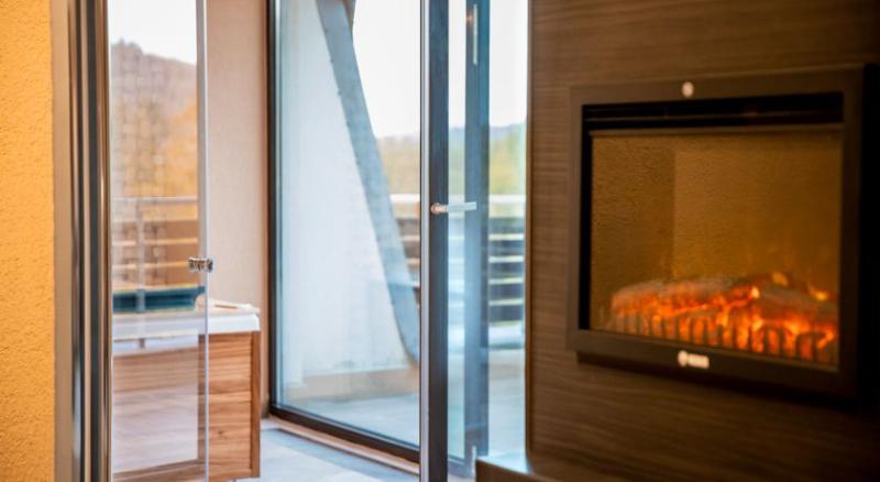 Номер Executive, Elexus Apartments Poiana Brasov