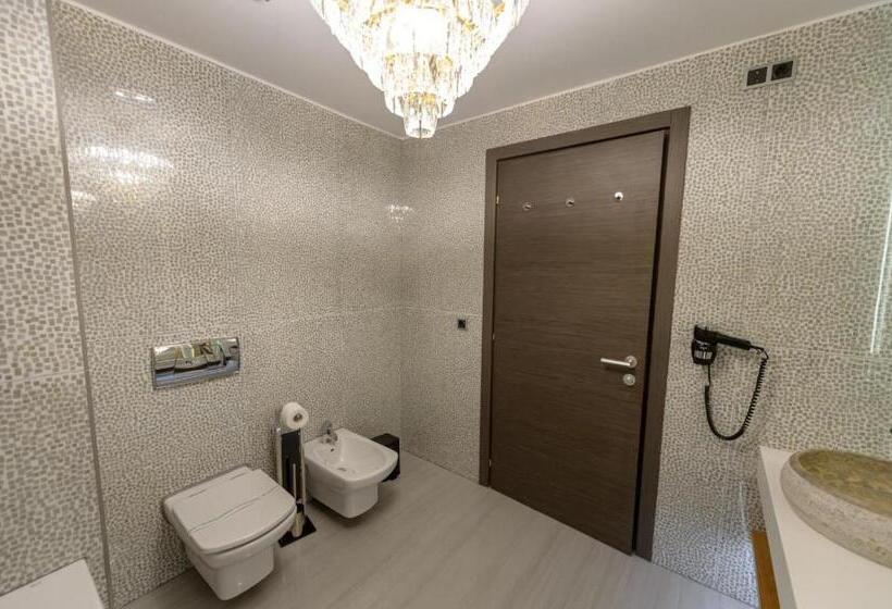 Полулюкс Повышенной Комфортности, Elexus Apartments Poiana Brasov