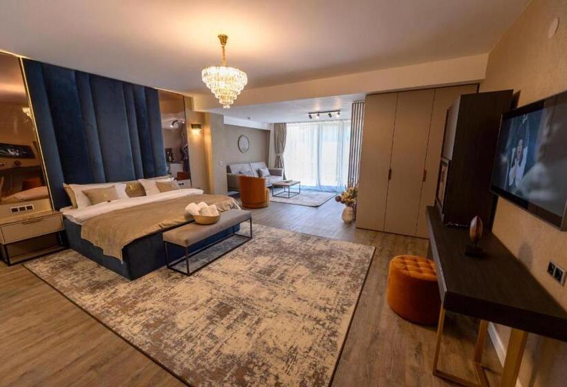 Королевский Люкс, Elexus Apartments Poiana Brasov