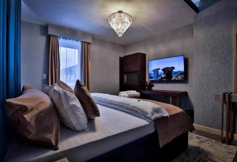 스탠다드 룸 더블 침대, Elexus Apartments Poiana Brasov