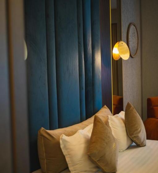 Полулюкс Повышенной Комфортности, Elexus Apartments Poiana Brasov