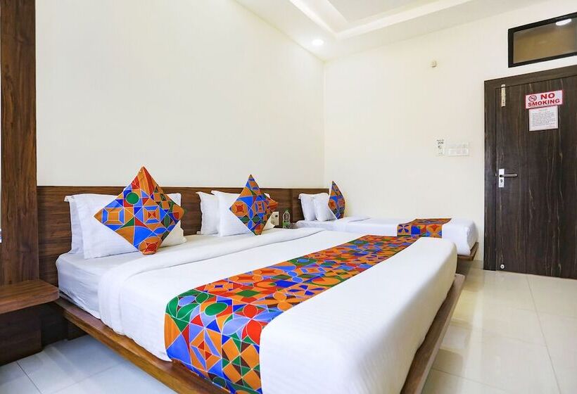 家庭间, Fabhotel Balaji Paradise