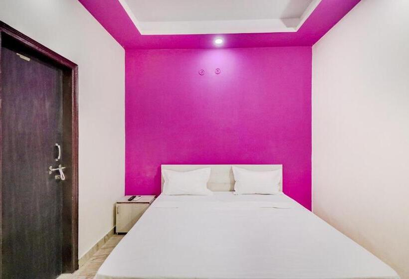 اتاق کلاسیک سه تخته, Crush On