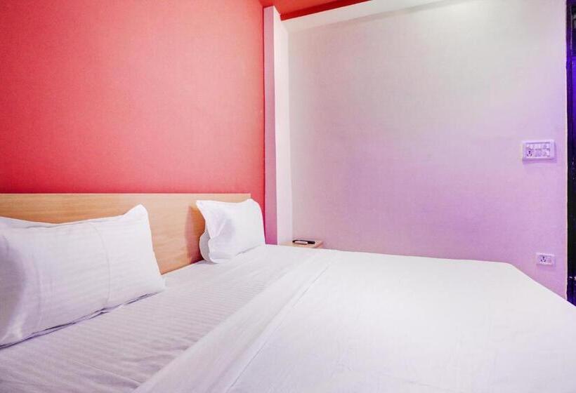 اتاق کلاسیک سه تخته, Crush On