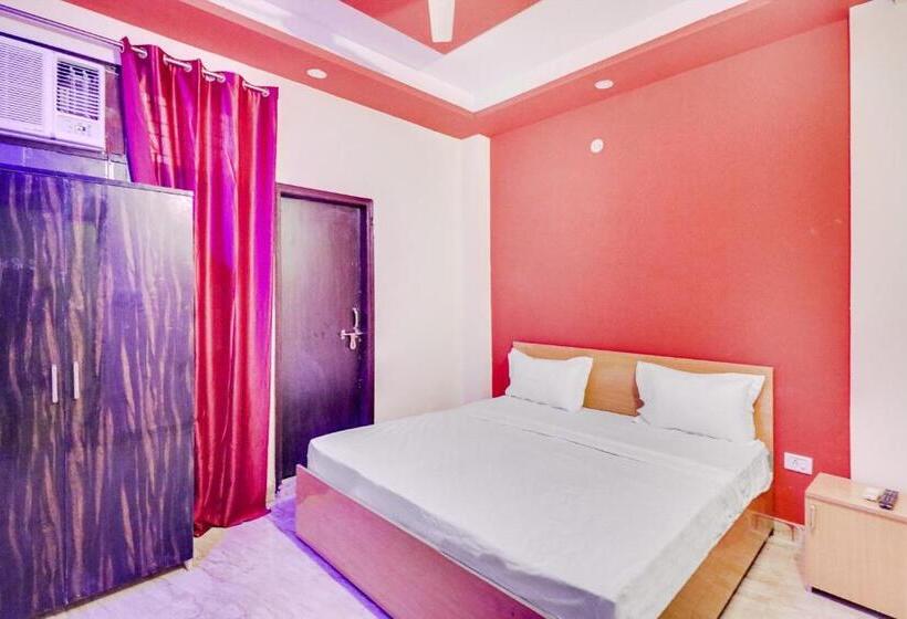 اتاق کلاسیک سه تخته, Crush On