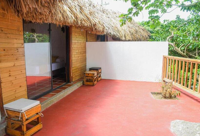 اتاق لوکس با بالکن, Pony Club La Vecindad Tayrona Zaino