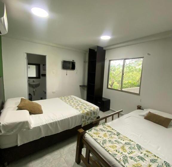 اتاق استاندارد سه نفره, Pony Club La Vecindad Tayrona Zaino