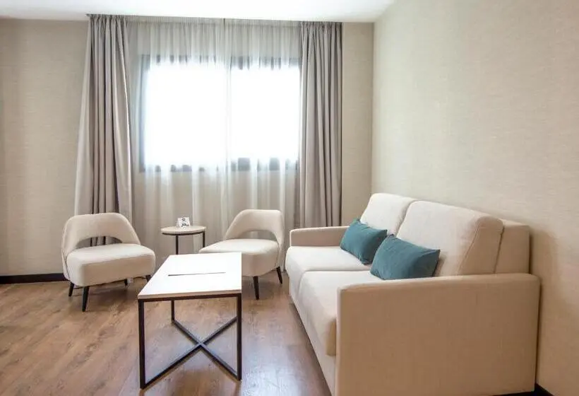 سوییت جونیور, Soho Boutique Cordoba
