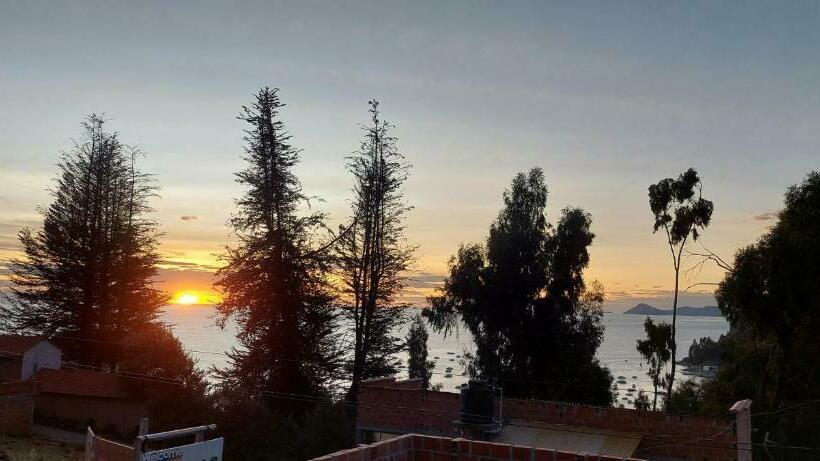 اتاق استاندارد سه نفره, Suma Uta