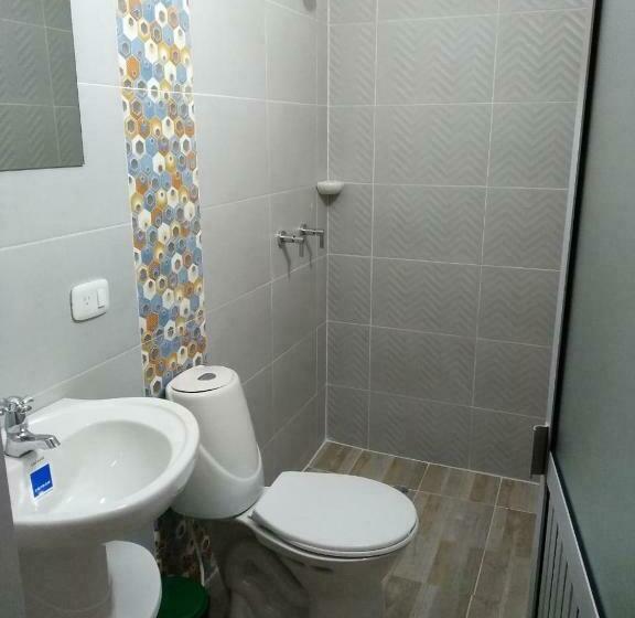 带2个双人床的标准工作室, Unico