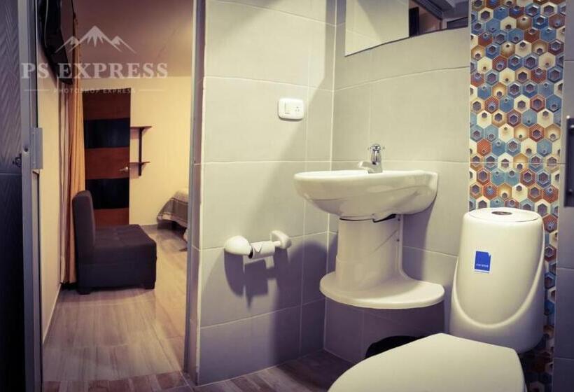 带2个双人床的标准工作室, Unico