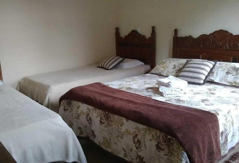 غرفة قياسية رباعية, Voa Pouso Aconchego De Minas