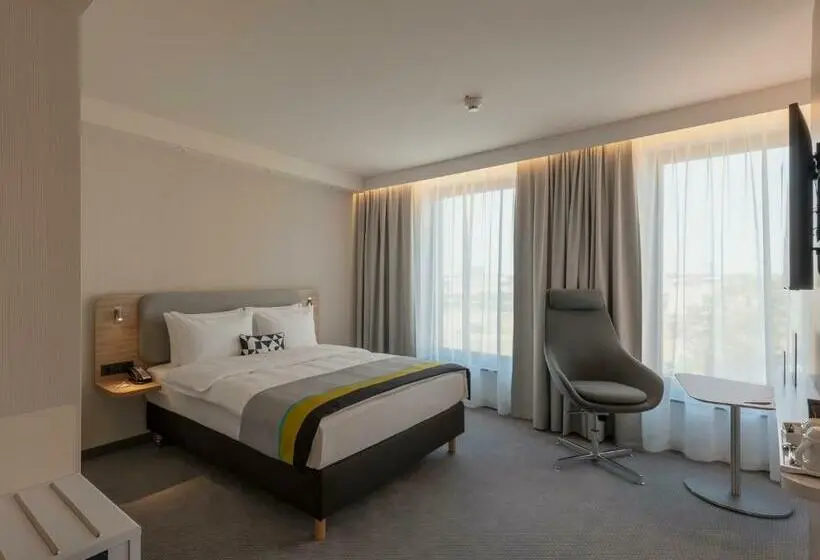 スタンダードルーム, Holiday Inn Express Düsseldorf   Hauptbahnhof, An Ihg
