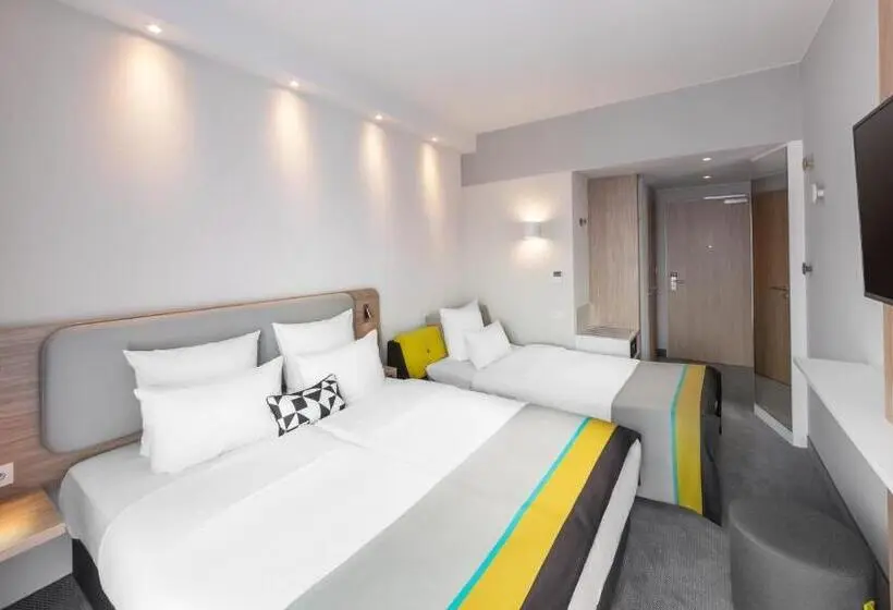 ダブルベッドスタンダードルーム, Holiday Inn Express Düsseldorf   Hauptbahnhof, An Ihg