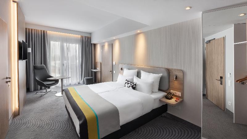 اتاق استاندارد, Holiday Inn Express Düsseldorf Hauptbahnhof, An Ihg