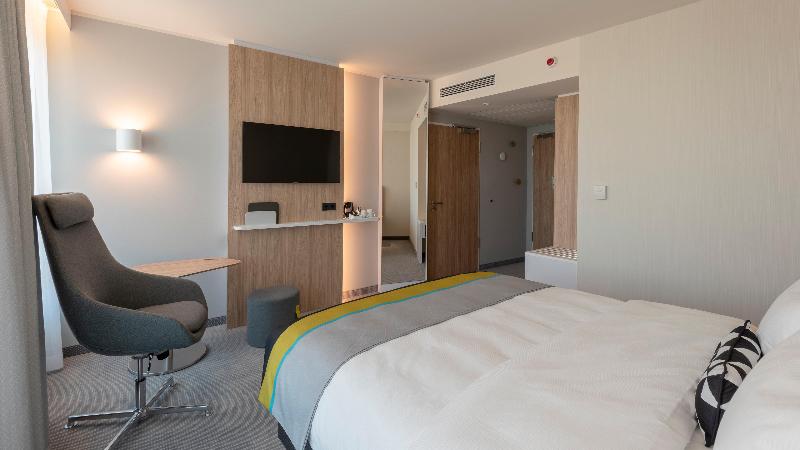 اتاق استاندارد, Holiday Inn Express Düsseldorf Hauptbahnhof, An Ihg