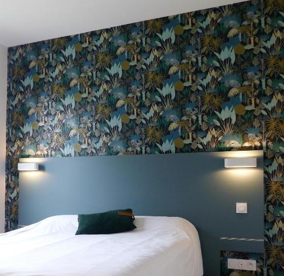 四人标准间, Pont De Senard