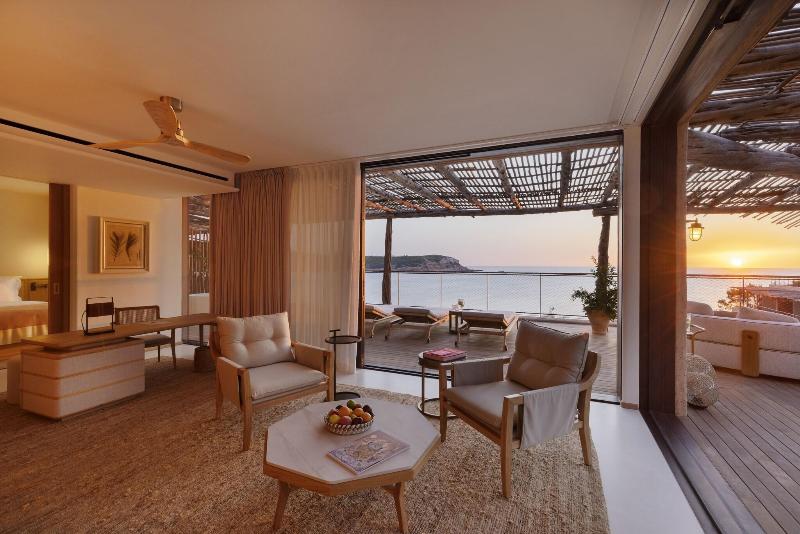 Люкс, Six Senses Ibiza