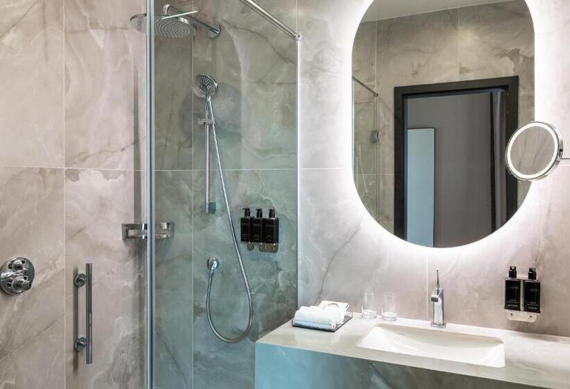 سوئیت با تخت بزرگ, The Marmorosch Bucharest, Autograph Collection