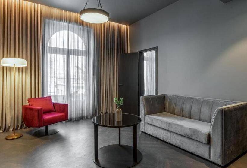 سوئیت با تخت بزرگ, The Marmorosch Bucharest, Autograph Collection