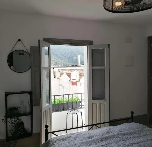 バルコニー付きデラックスルーム, Villa Otivar   Rio Verde