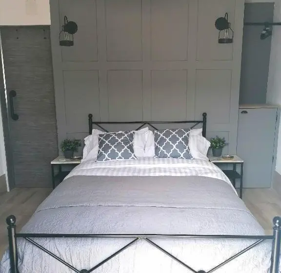 バルコニー付きデラックスルーム, Villa Otivar   Rio Verde