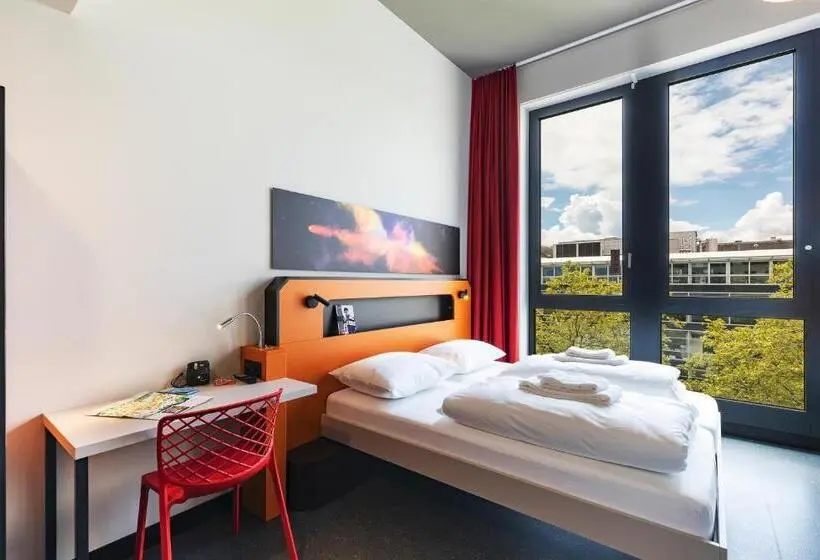 スタンダードルーム, Meininger Hotel Genève Centre Charmilles