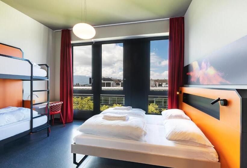 Четырехместный Номер Стандарт, Meininger Hotel Genève Centre Charmilles