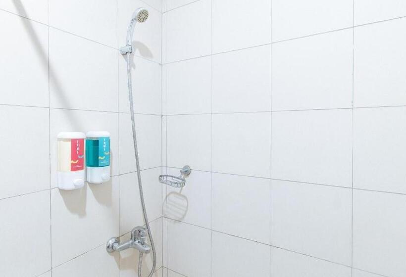 غرفة قياسية, Sans Hotel Laperal Manila