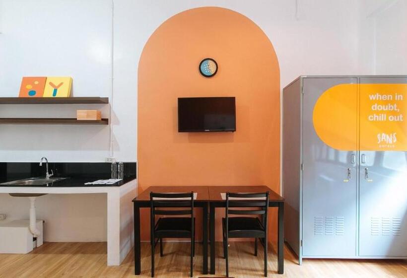 غرفة قياسية, Sans Hotel Laperal Manila