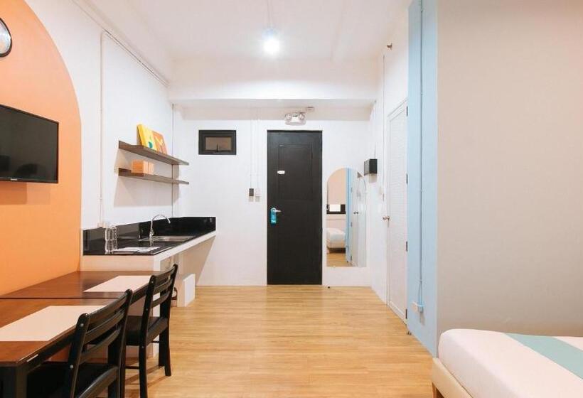 غرفة ديلوكس, Sans Hotel Laperal Manila