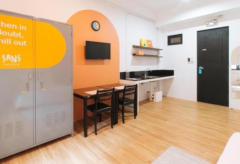 غرفة ديلوكس, Sans Hotel Laperal Manila