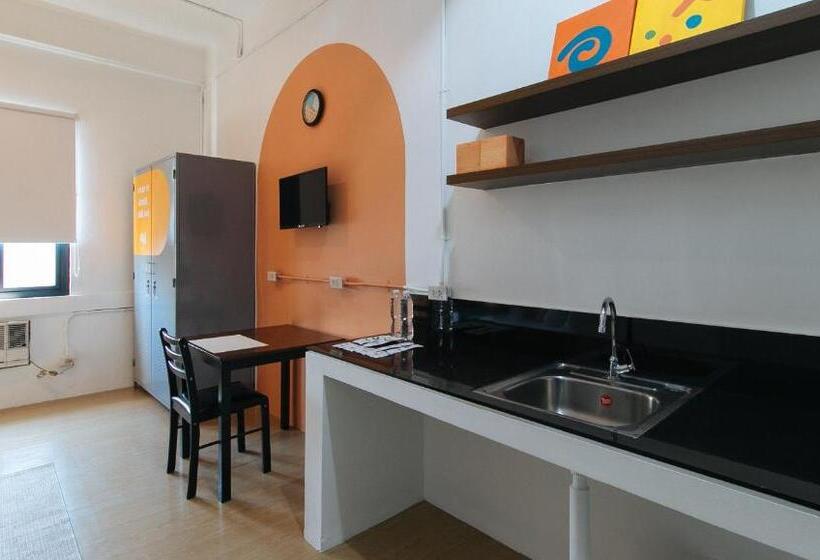 غرفة قياسية, Sans Hotel Laperal Manila