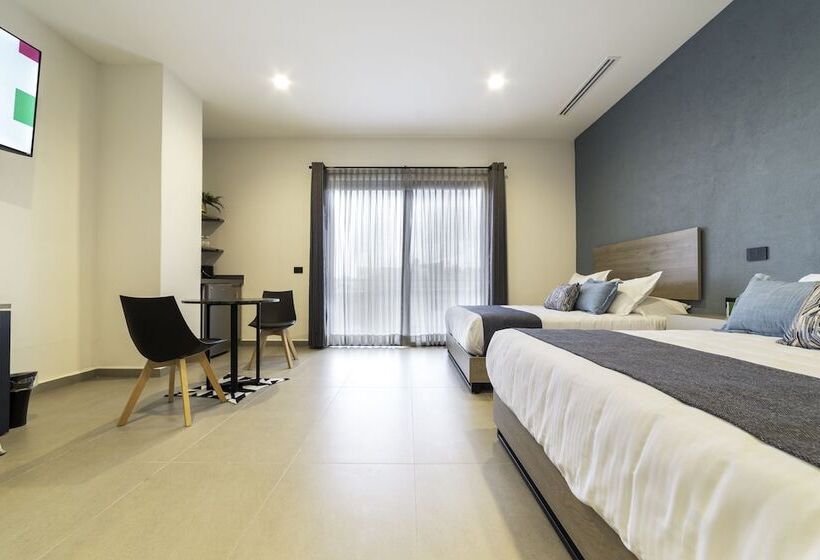 جناح سوبيريور, Th Hotel & Vivienda