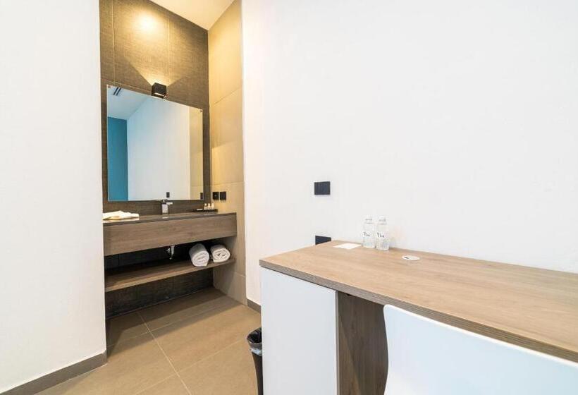 غرفة ديلوكس, Th Hotel & Vivienda