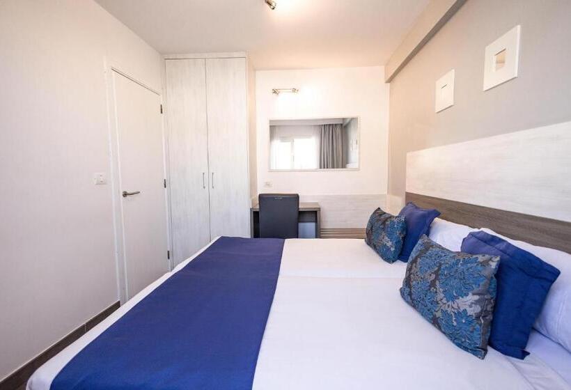 آپارتمان 1 خوابه با بالکن, Servatur Castillo de Sol