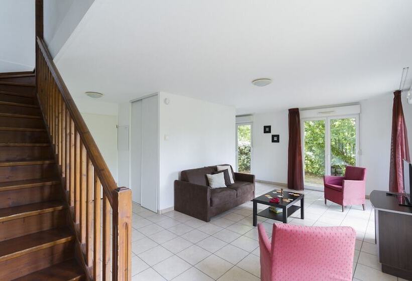 Апартаменты 3 Спальни, Garden & City Lyon Marcy