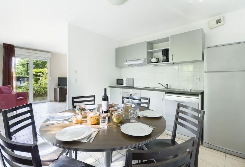 Апартаменты 3 Спальни, Garden & City Lyon Marcy