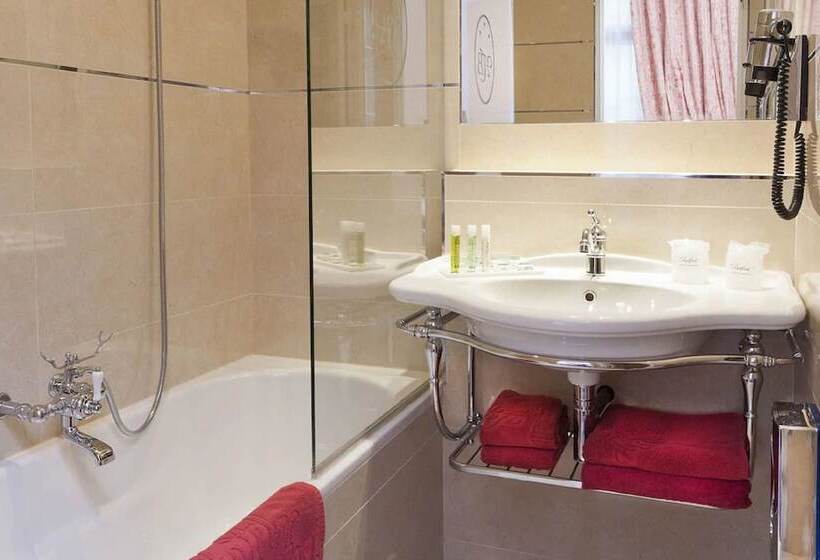 Трехместный Номер Superior, Belfast