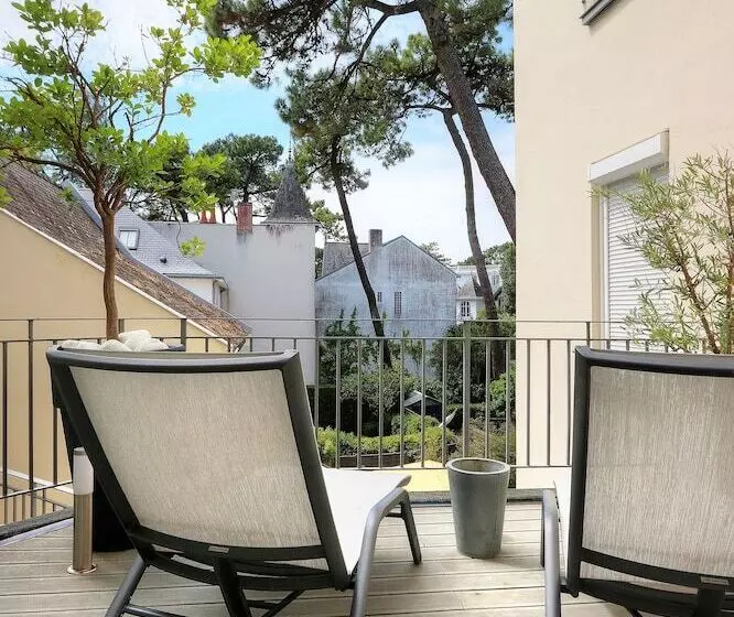 Superior Interior Room, Best Western Hôtel Brittany La Baule Centre & Plages