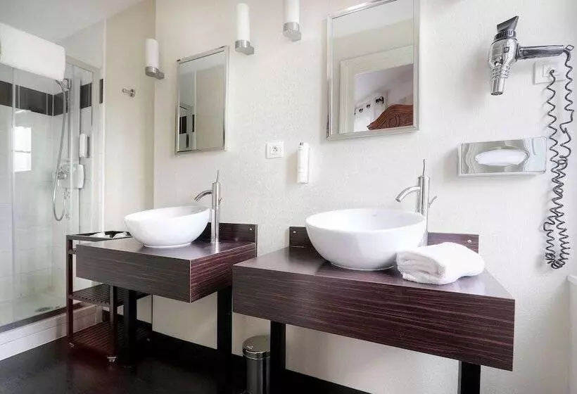 اتاق سوپریور با چشمانداز دریا, Best Western Hôtel Brittany La Baule Centre & Plages