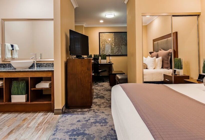 جناح, Best Western Plus Avita Suites