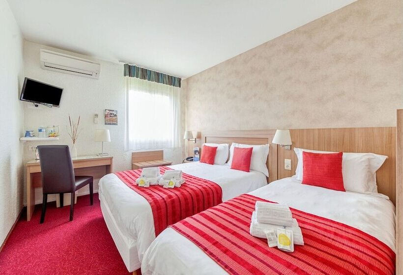 标准三人间, Brit Hotel Castres