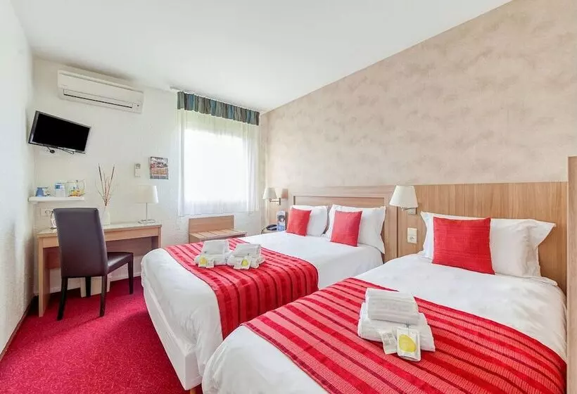 スタンダードトリプルルーム, Brit Hotel Castres
