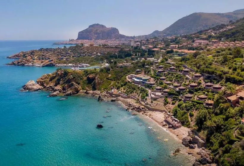 بانگلوی استاندارد با چشم‌انداز دریا, Calanica Resort