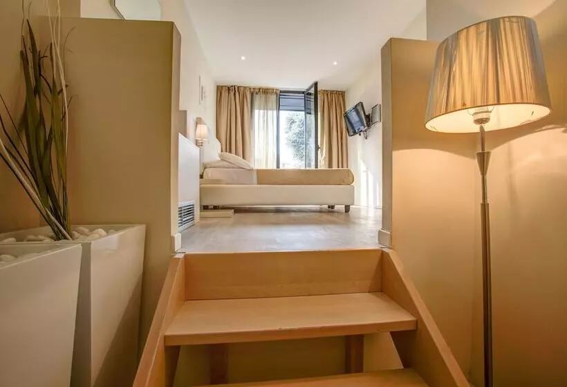 اتاق استاندارد, Ferretti Beach