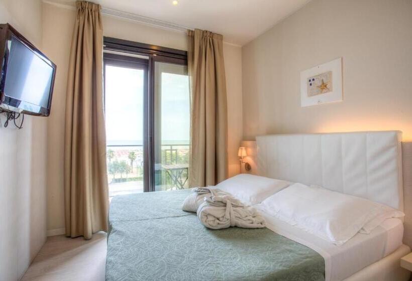 اتاق استاندارد با دسترسی به اسپا, Ferretti Beach