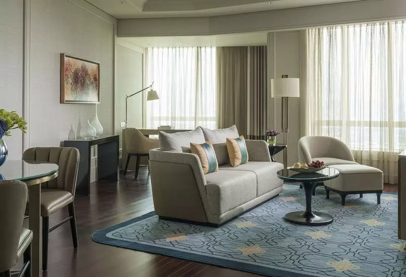 سوییت اجرایی, Four Seasons Hotel Macao
