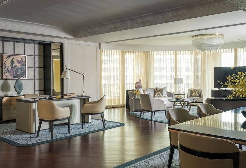 سوئیت سلطنتی 2 خوابه, Four Seasons Hotel Macao